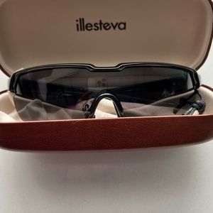 Illesteva Nicaragua polarized sunglasses